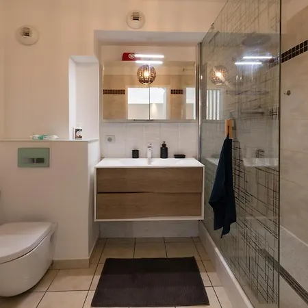 Apartman T3 Flat Moderne Sur 2 Etages Metro Parking Free Entrance Autonome Rouen