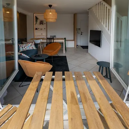 T3 Flat Moderne Sur 2 Etages Metro Parking Free Entrance Autonome Rouen