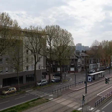 Apartman T3 Flat Moderne Sur 2 Etages Metro Parking Free Entrance Autonome Rouen