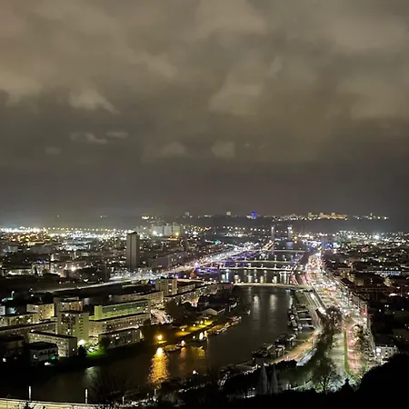 T3 Flat Moderne Sur 2 Etages Metro Parking Free Entrance Autonome Apartman