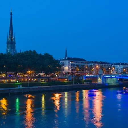 Duplex T3 Moderne Au Metro - Clim & Parking Prive Rouen